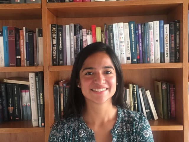 Dr María Cecilia Dedios 
